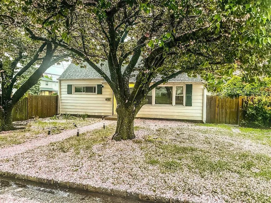 Entire 3Bdr Home W/Parking, Backyard, Firepit, Bbq New York