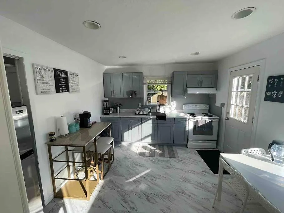 Villa Entire 3Bdr Home W/Parking, Backyard, Firepit, Bbq New York