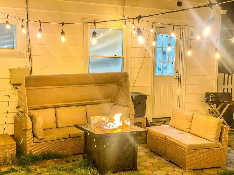 Entire 3Bdr Home W/Parking, Backyard, Firepit, Bbq Nowy Jork Willa
